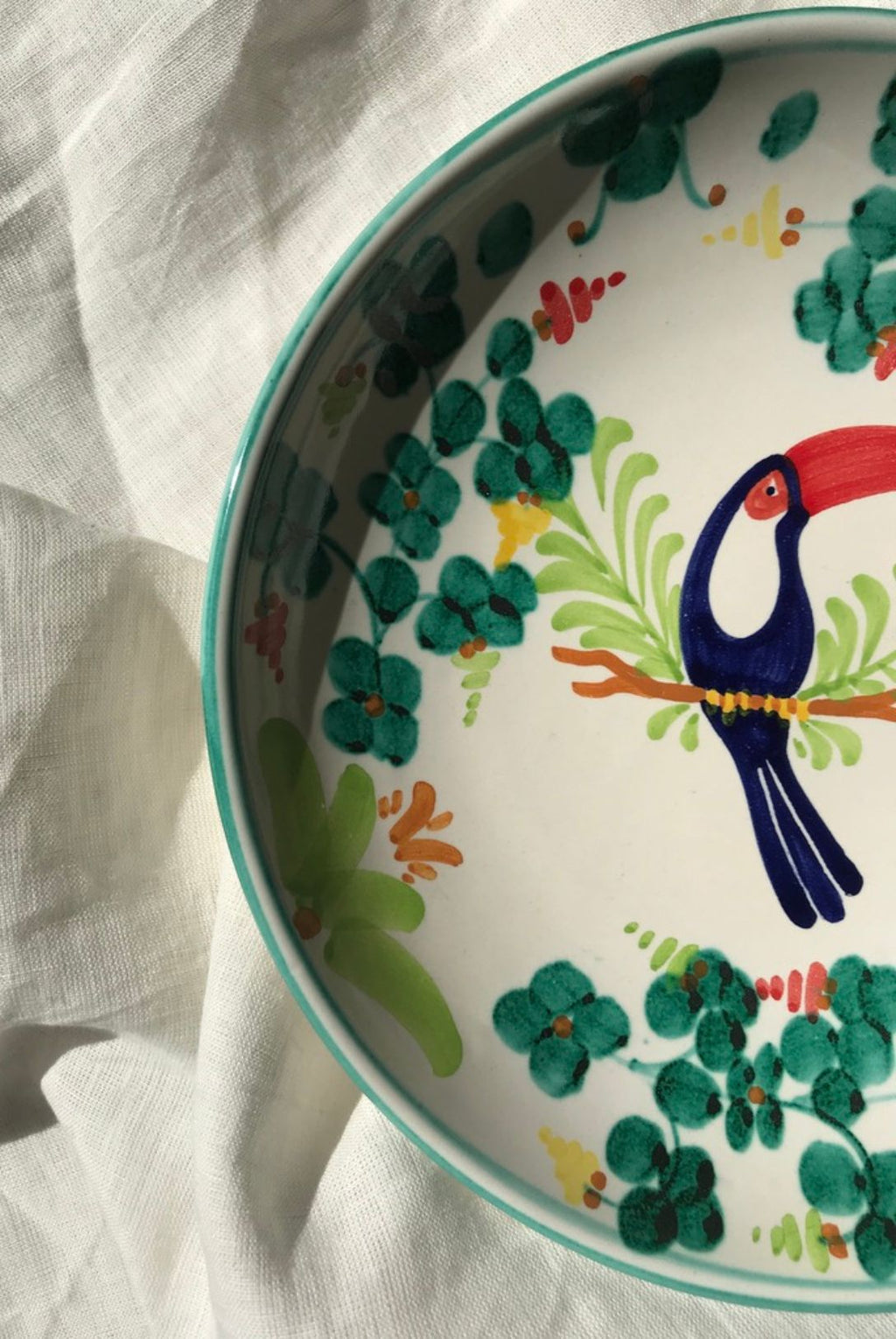 assiette toucan dimanche vaisselle cramique