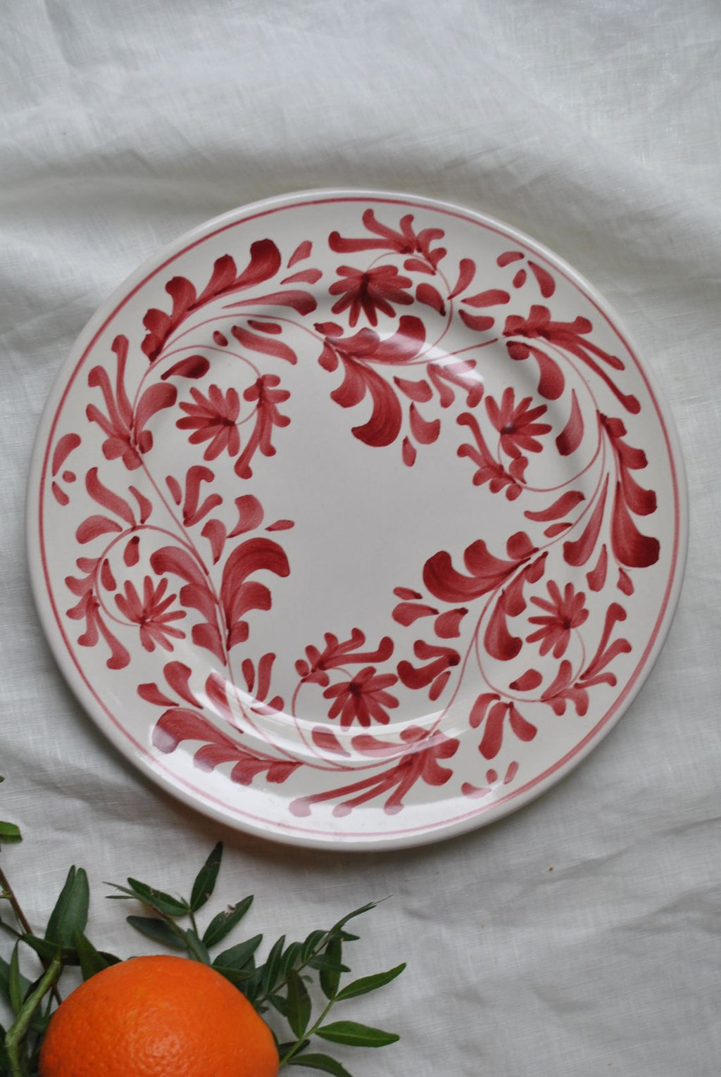 grande assiette rouge dimanche vaisselle