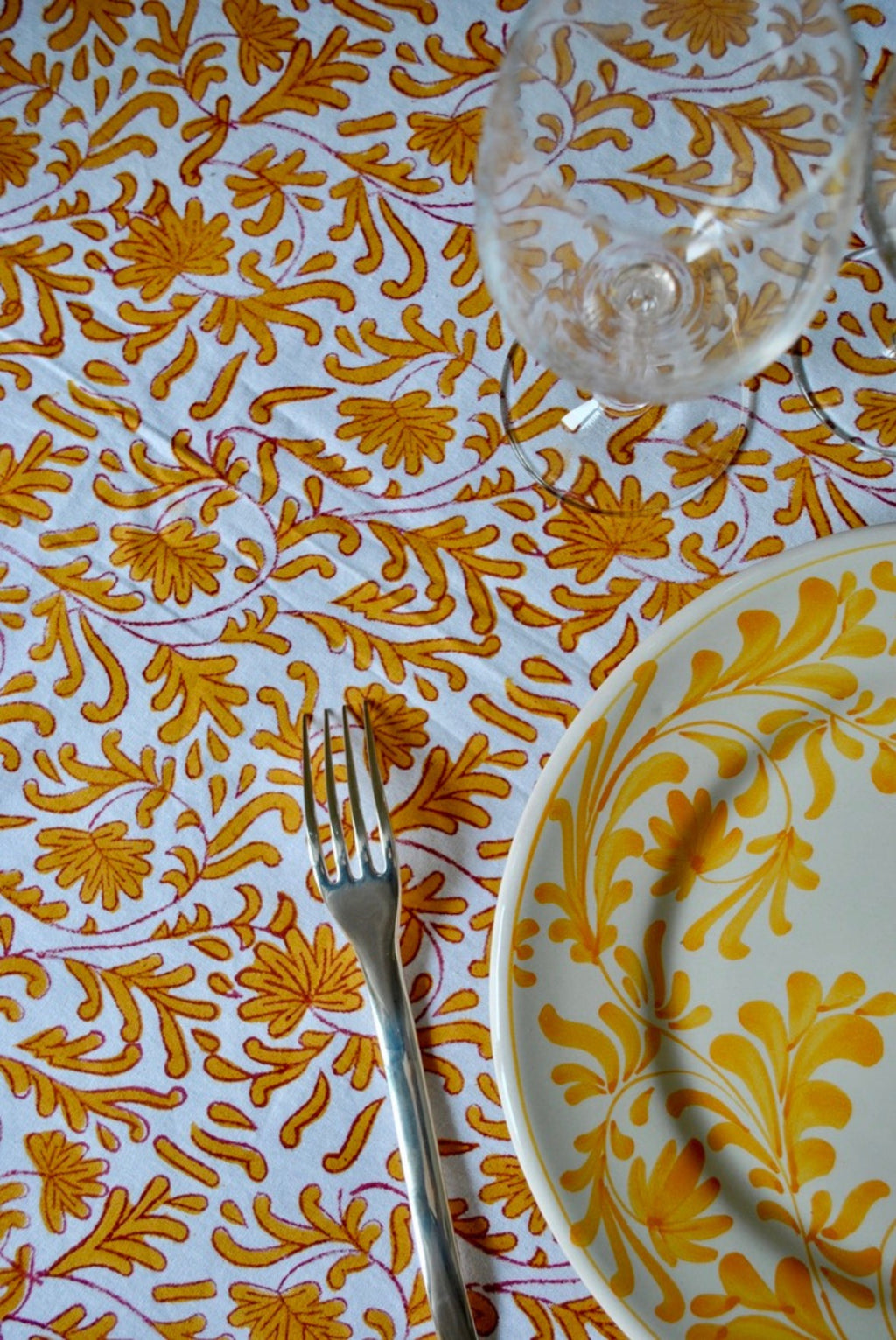 nappe ocre dimanche vaisselle