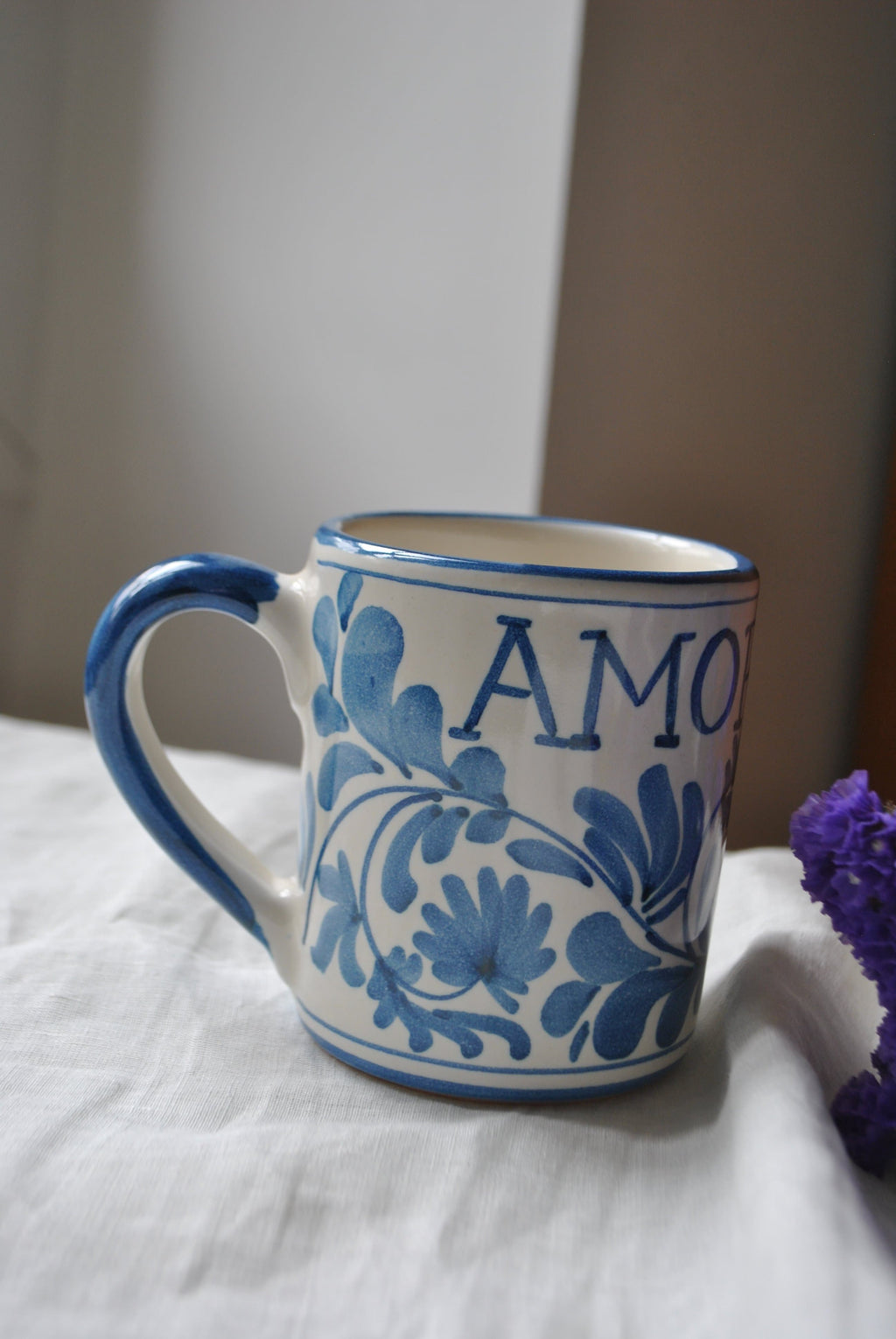 mug iconique amore mio dimanche vaisselle peint à la main