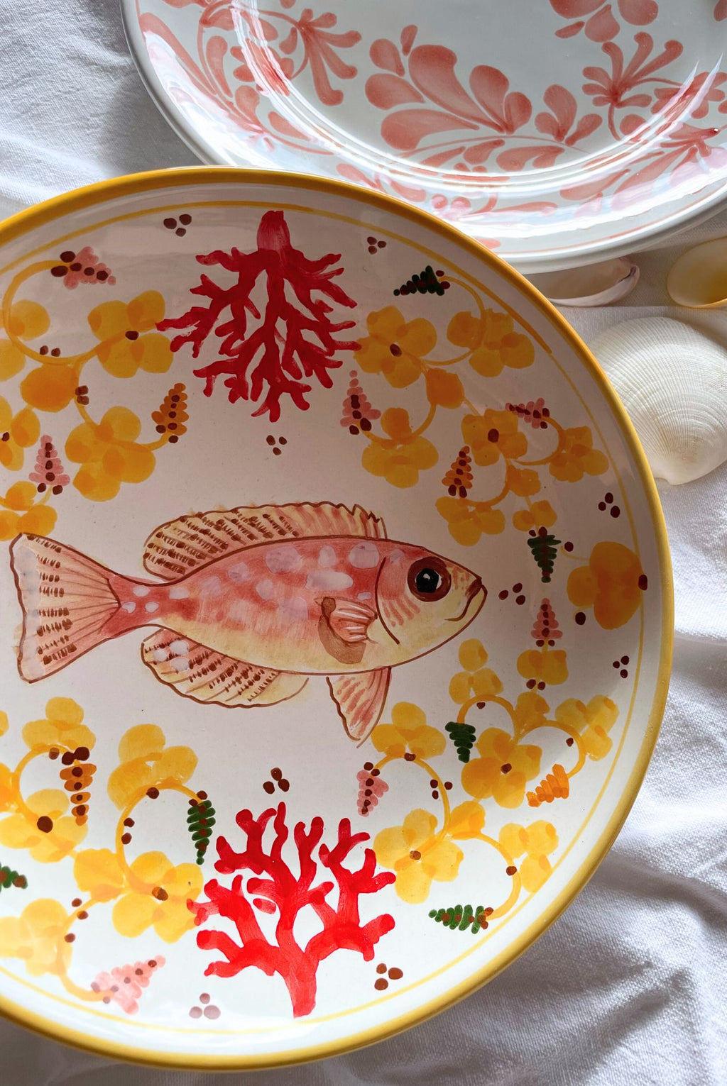 Assiette incurvée Corail - précommande