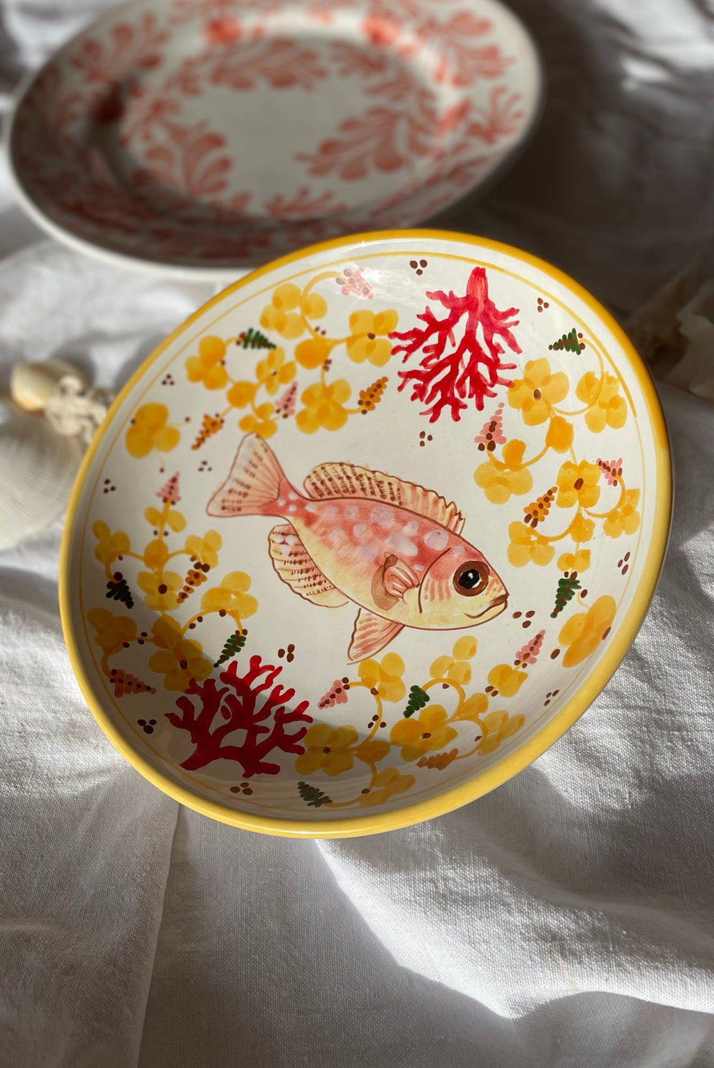 Assiette incurvée Corail - précommande