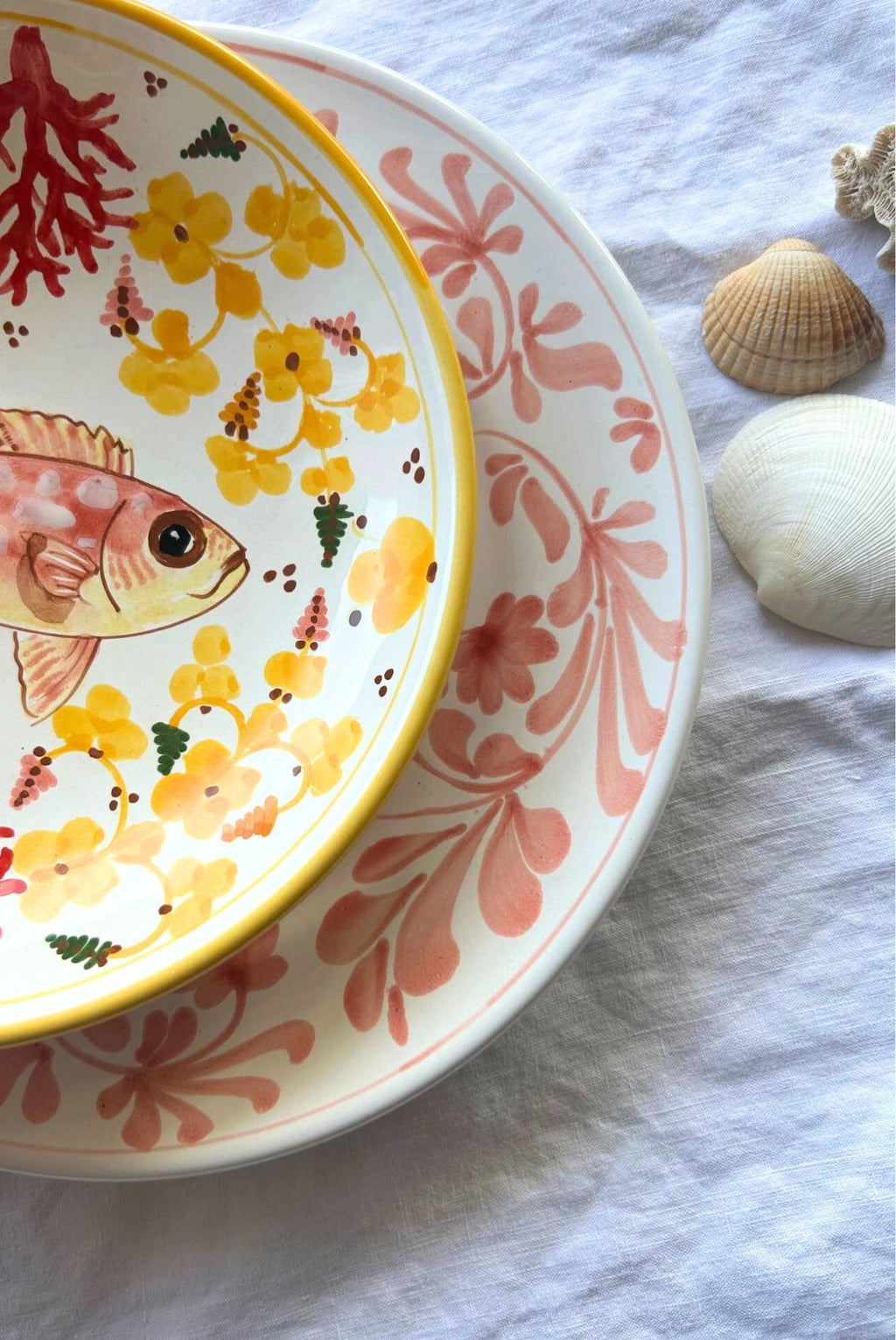 Assiette incurvée Corail - précommande