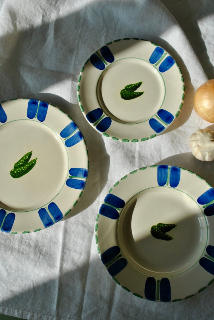 assiettes cornichon dimanche vaisselle